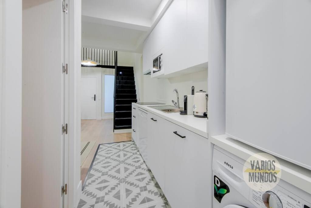 Nuevo Y Centrico Apt 7Px En Plena Plaza Del Carmen E2 Madrid Eksteriør billede