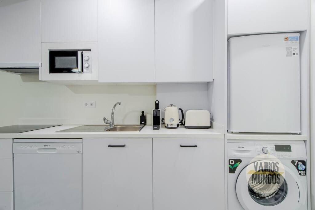 Nuevo Y Centrico Apt 7Px En Plena Plaza Del Carmen E2 Madrid Eksteriør billede
